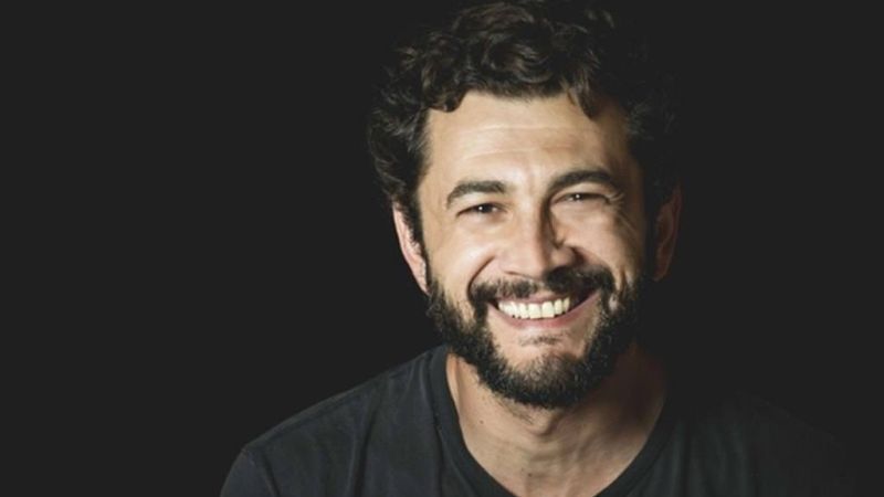 Vinicio Marchioni e il suo posto felice sulla Costa dei Saraceni