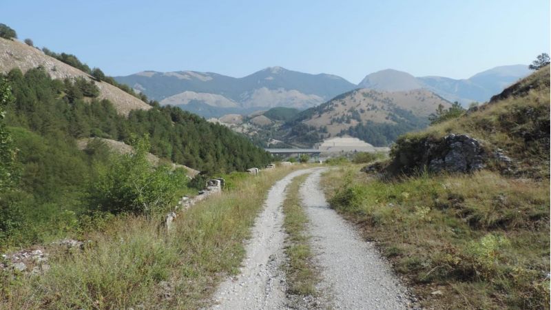 strada regia calabrie 4c461ca5 - Laino Borgo aderisce all'Archecammino che valorizza la strada Regia delle Calabrie - 1 Laino Borgo aderisce all’Archecammino che valorizza la strada Regia delle Calabrie