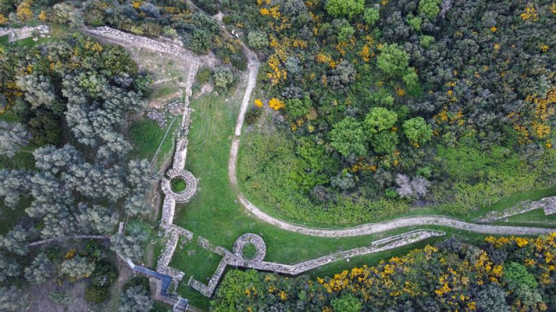 Parco Arch. Castiglione di Paludi FedericoNeri0162 4d312d2c - Torna 'Paludinsieme', il viaggio tra le meraviglie storiche di Paludi - 1 Torna ‘Paludinsieme’, il viaggio tra le meraviglie storiche di Paludi
