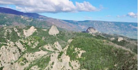 vallata delle grandi pietre copertina 4e8d6cdd - Meraviglie di Calabria - 18
