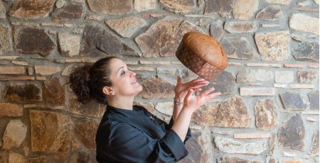 La pastry chef Denisia Congi soddisfatta del suo panettone mpigliato 4fdde69e - Meraviglie di Calabria - 15