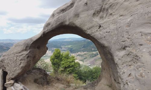 Casabona insediamento rupestre 6 5167bf05 - Meraviglie di Calabria - 14