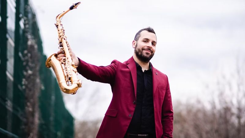 NICOLAS ARSENIJEVIC sax 1 52e8c60a - Acri, concerto internazionale con il saxofono di Nicolas Arsenijevic - 1 Acri, concerto internazionale con il saxofono di Nicolas Arsenijevic