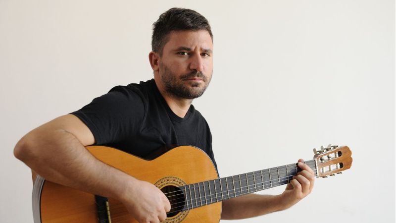 WhatsApp Image 2023 05 15 at 11.43.42 52100135 - Tra musica e scienza, l'ultimo album di Renato Caruso - 1 Tra musica e scienza, l’ultimo album di Renato Caruso