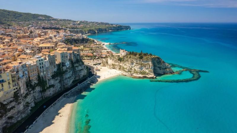 60b61beb 6531 4e76 9acc 0df5b361913d 5a265b52 - Due calabresi tra le mete più ricercate dagli italiani per le vacanze di luglio - 1 Due calabresi tra le mete più ricercate dagli italiani per le vacanze di luglio