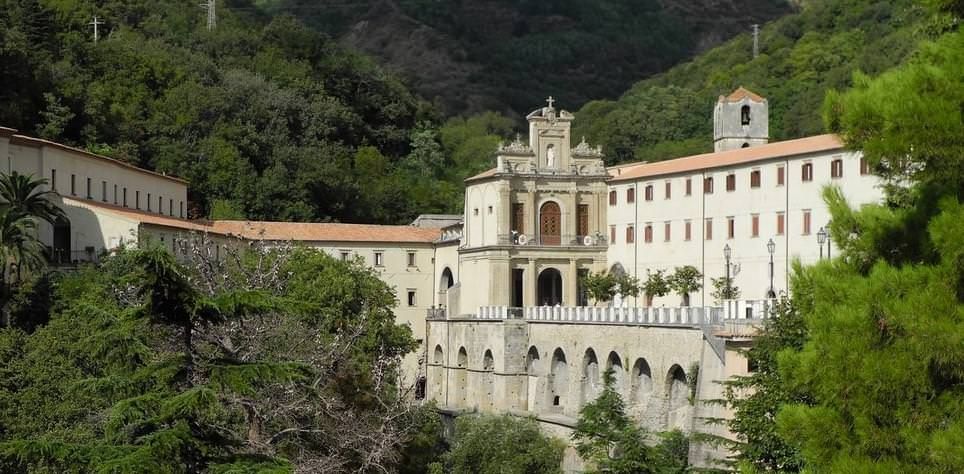 La Basilica Santuario di San Francesco da Paola 2.min 5fb50920 - Meraviglie di Calabria - 25