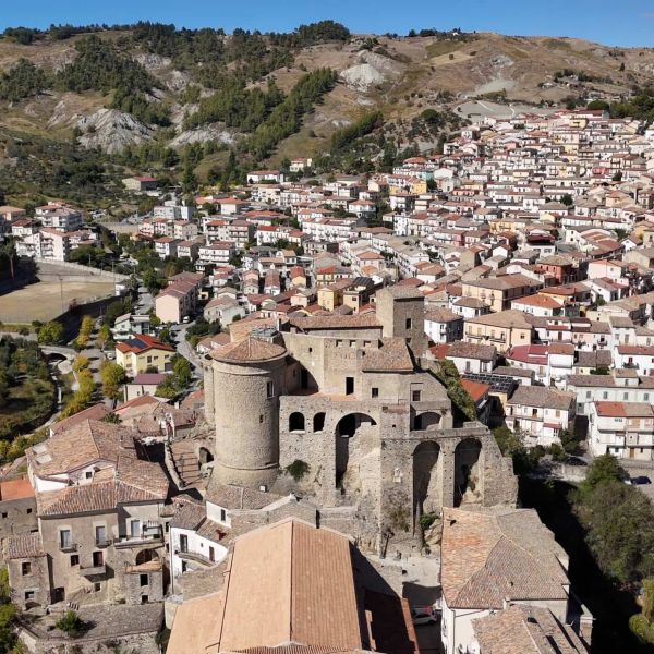 Visit Italy sceglie Oriolo, il borgo del Pollino si racconta in un video