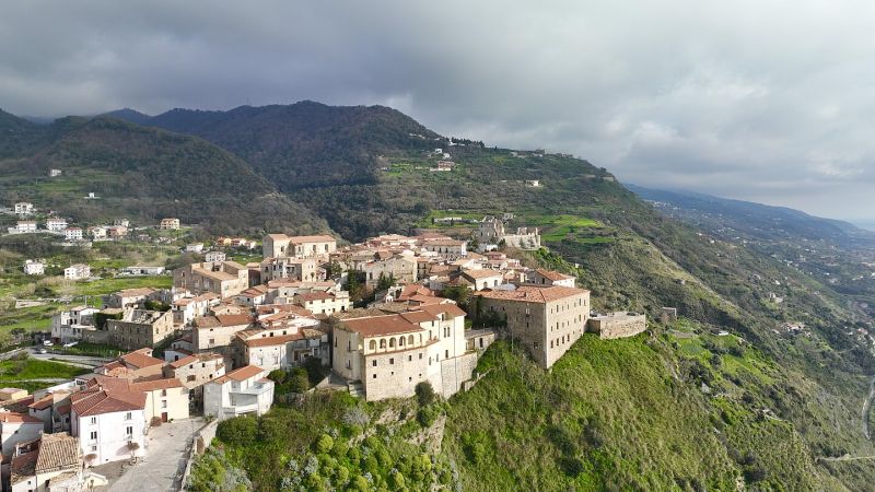 Fiumefreddo Bruzio Centro Storico foto leonardo massaro 602e4d6c - Gli affreschi di Salvatore Fiume a Fiumefreddo stasera su Rai Storia - 1 Gli affreschi di Salvatore Fiume a Fiumefreddo stasera su Rai Storia