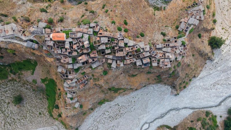 ‘Greci di Calabria’, oggi alle 14.00 su Rai 5 le storie della Bovesìa