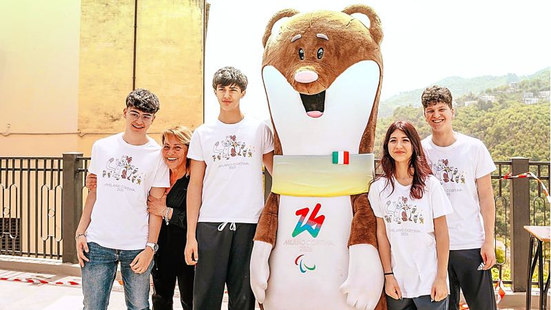 Tina e Milo rafazzi Taverna 1 c 6129e376 - Milano Cortina 2026, gli studenti di Taverna saranno all’Arena di Verona - 1 Milano Cortina 2026, gli studenti di Taverna saranno all’Arena di Verona