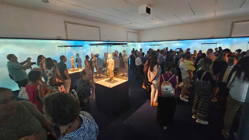 presentazione bronzi san casciano 6 61c82f67 - Mostra sui Bronzi di San Casciano inaugurata al Museo Archeologico di Reggio Calabria - Foto - 1 Mostra sui Bronzi di San Casciano inaugurata al Museo Archeologico di Reggio Calabria – Foto