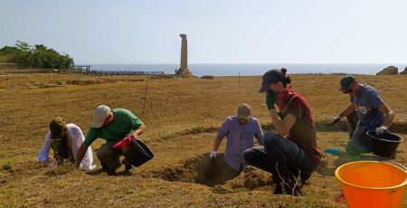 parchi archeologici crotone e sibari scavi santuario hera lacinia 3 b 1 626a27d4 - Meraviglie di Calabria - 17