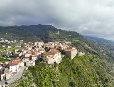 Fiumefreddo Bruzio, di nuovo nel tour del vino dei borghi più belli
