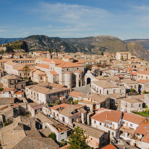 La scoperta di ‘Aspromondi’ a Gerace con le Guide Parco Aspromonte