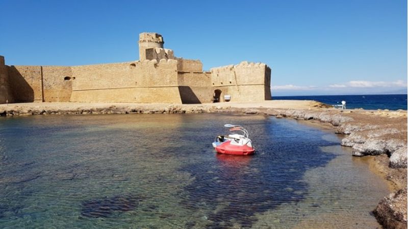 copertina le castella 1080x608 1 66b4b552 - La Fortezza nell’area marina protetta "Capo Rizzuto" (VIDEO) - 1 La Fortezza nell’area marina protetta “Capo Rizzuto” (VIDEO)