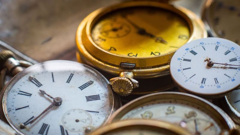 orologio tempo 664993b0 - Il tempo, misurato da un calabrese - 1 Il tempo, misurato da un calabrese