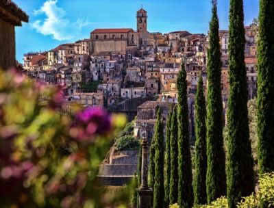 D•Moment, a Badolato due giorni di street photography con Dino Serrao