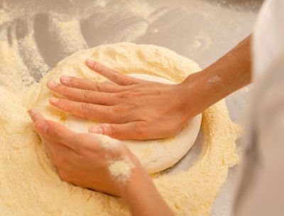 Il pizzaiolo calabrese Luca Tudda e la pizza come modello di inclusività 