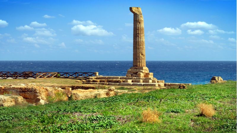 capo colonna 1 75a77d98 - Crotone e Sibari, week end tra le meraviglie della storia - 1 Crotone e Sibari, week end tra le meraviglie della storia
