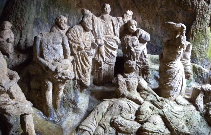 piedigrotta.min scaled 2d25d047 7bccc372 - La Chiesetta di Piedigrotta a Pizzo Calabro - 1 La Chiesetta di Piedigrotta a Pizzo Calabro