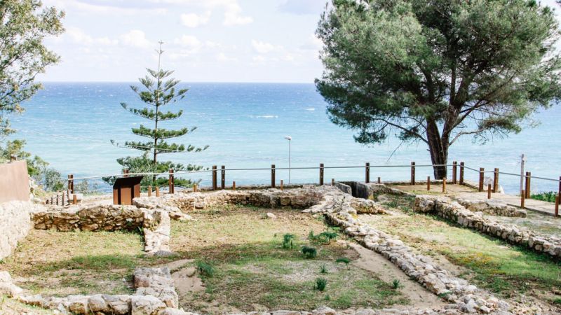 52 0 Ruderi della Chiesa di San Martino 7d26b9c1 - I resti della Chiesetta sul mare a Copanello - 1 I resti della Chiesetta sul mare a Copanello