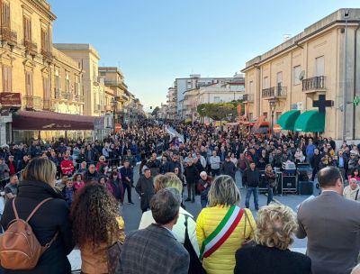 Dolci calabresi da record, per la Sguta di Siderno 549 metri di bontà