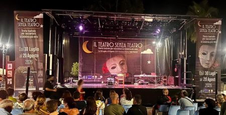 Teatro truck 2 cover 807c4fc5 - Meraviglie di Calabria - 29