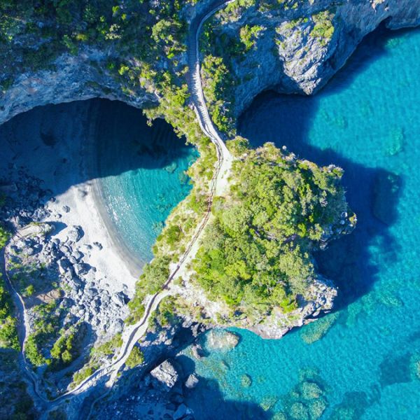 Sulle vie d’acqua, il punto di vista privilegiato per scoprire la Calabria