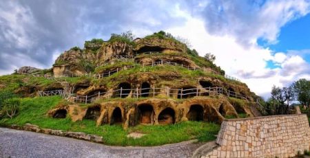 Verzino Grotte rupestri 1 ccover 83a719d7 - Meraviglie di Calabria - 17