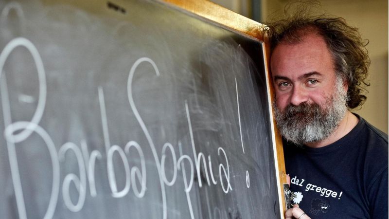 143823805 3fb2b947 23d6 4193 afe8 827f7b1d7e8c 8428baf5 - A Lamezia Matteo Saudino, il prof youtuber da oltre 46 milioni di visualizzazioni - 1 A Lamezia Matteo Saudino, il prof youtuber da oltre 46 milioni di visualizzazioni