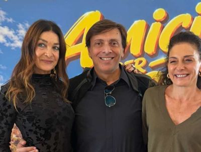 Presentato a Crotone “Amici per caso 2, Calabria on the road”