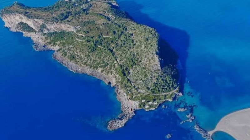 Con i droni sull’Isola di Dino per proteggere mare e biodiversità