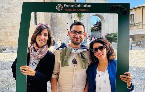 bandiere arancioni