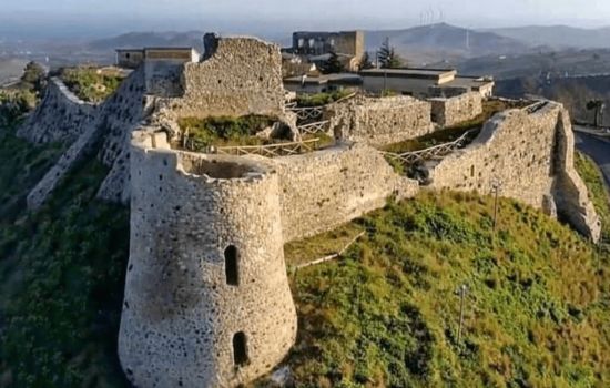Simeri Crichi Castello ph. @misteryhunters 927956ff - Meraviglie di Calabria - 1