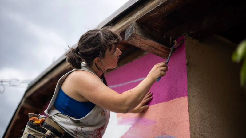 Artisti dal Kosovo a Pallagorio per la “Settimana dei Murales Arbëreshë”