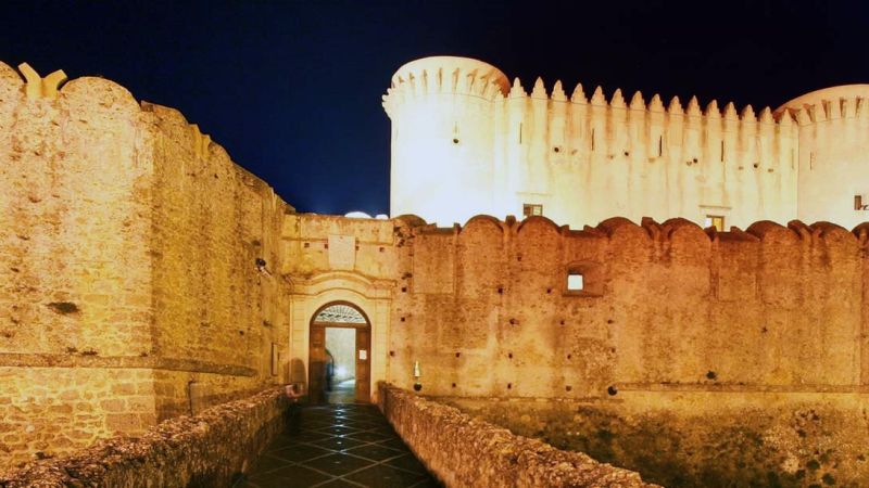Castello Santa Severina 95100529 - Santa Severina il borgo medievale sospeso nel tempo (VIDEO) - 1 Santa Severina il borgo medievale sospeso nel tempo (VIDEO)