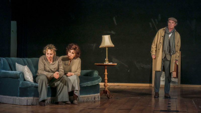 Première al Teatro Rendano per “I turni” di Cristina Comencini