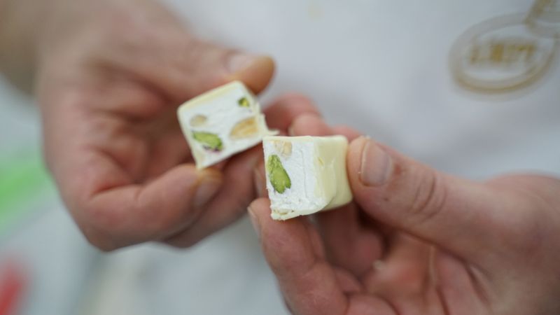 Da Delianuova l’arte del torrone Scutellà sulle tavole di Natale