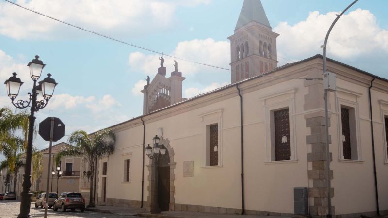 esternomuseon 98bdf6f2 - Ecco La Madonna delle Pere di Paolo di Ciacio: la tavola in mostra al Museo Statale di Mileto - 1 Ecco La Madonna delle Pere di Paolo di Ciacio: la tavola in mostra al Museo Statale di Mileto