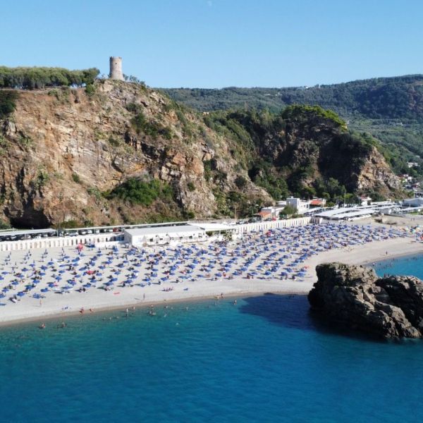 Il beach club più votato dal pubblico in Italia è il Tahiti di Palmi