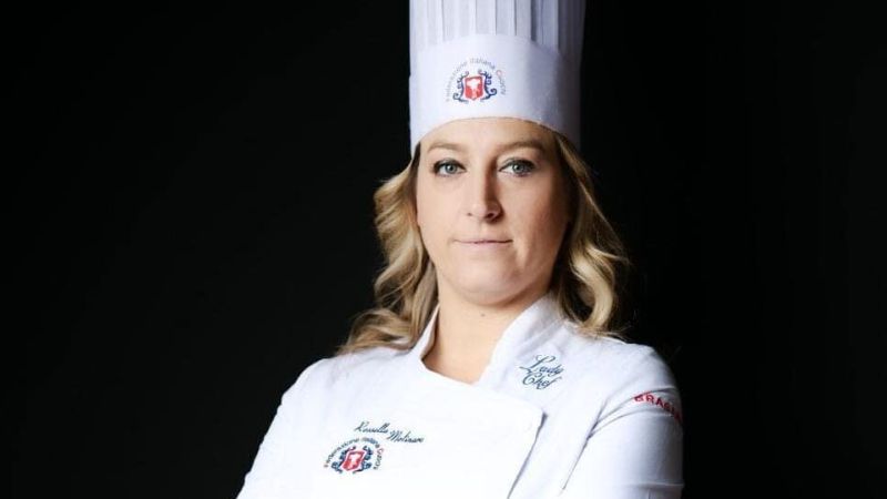 Rossella Molinaro e1707736767541 a1e84d4c - Campionati di Cucina Italiana, Lady Chef Rossella Molinaro rappresenterà la Calabria - 1 Campionati di Cucina Italiana, Lady Chef Rossella Molinaro rappresenterà la Calabria