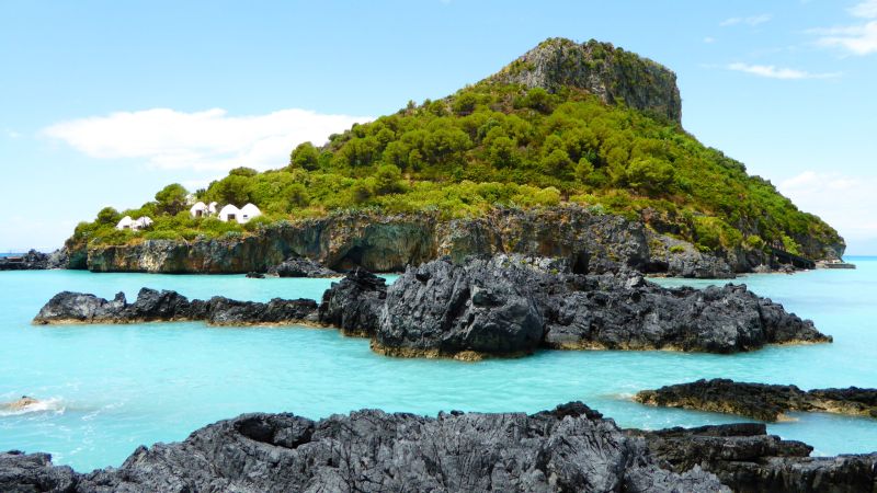 Praia a Mare Isola di Dino 20160715 scaled a46cbcc1 - Calabria, le prenotazioni nell'estate 2024 aumentano del 23% - 1 Calabria, le prenotazioni nell’estate 2024 aumentano del 23%