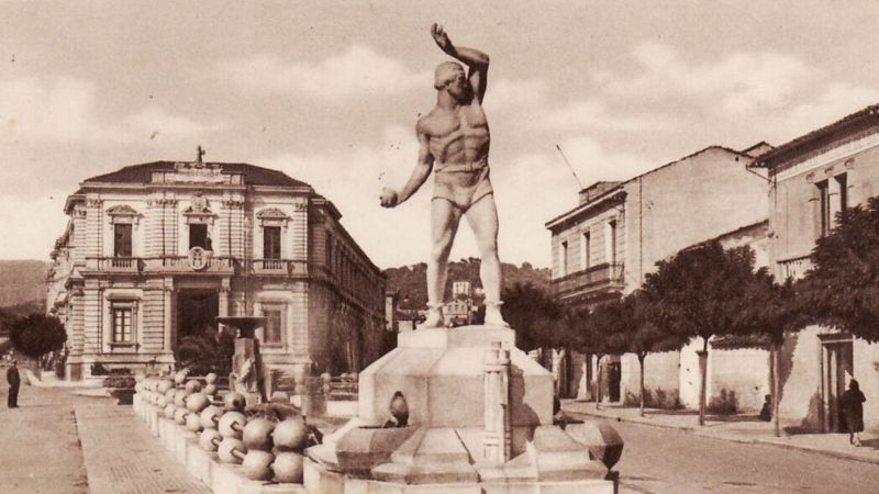 Quasi ultimato il restauro della Fontana del Balilla di Cosenza