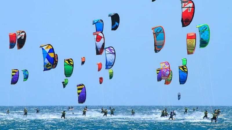 Kite Surf a725cbb9 - In volo sul mare: via ai Mondiali di Kitesurf a Gizzeria - 1 In volo sul mare: via ai Mondiali di Kitesurf a Gizzeria