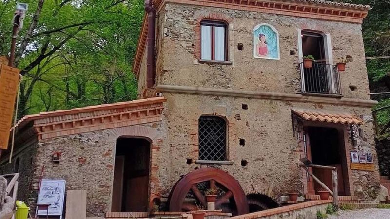 Giornate Europee Mulini storici 2024 02 e1714659229364 ad699a7a - Giornate europee dei mulini, il mulino delle Fate rappresenterà la Calabria - 1 Giornate europee dei mulini, il mulino delle Fate rappresenterà la Calabria