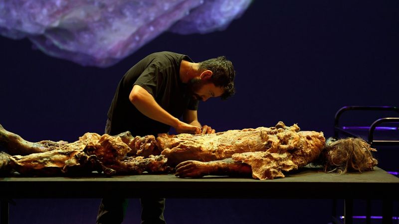Necropolis Arnaud Caravielhe pour web min e1714121505489 b16c5e38 - Primavera dei Teatri, Castrovillari pronto alla 24ª edizione – IL PROGRAMMA - 1 Primavera dei Teatri, Castrovillari pronto alla 24ª edizione – IL PROGRAMMA