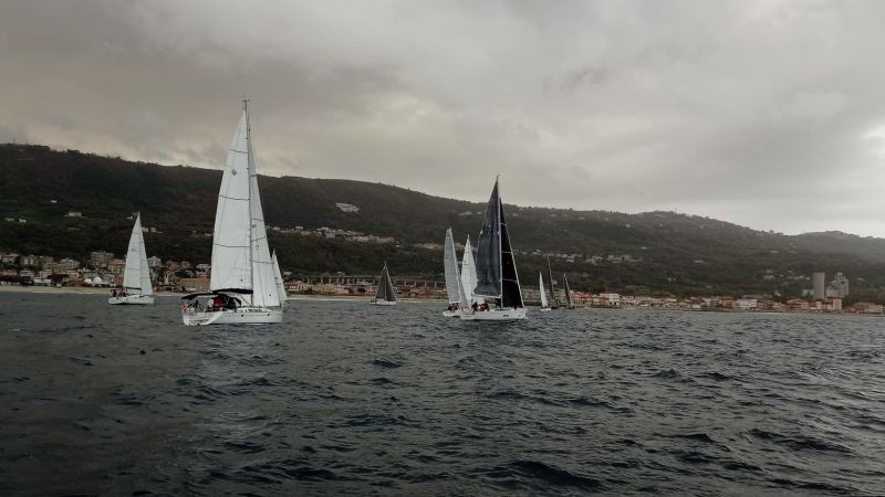 vela Vibo 2023 1 b12f1244 - Vela d’altura: a Vibo Marina le regate del Trofeo Marina Carmelo - 1 Vela d’altura: a Vibo Marina le regate del Trofeo Marina Carmelo