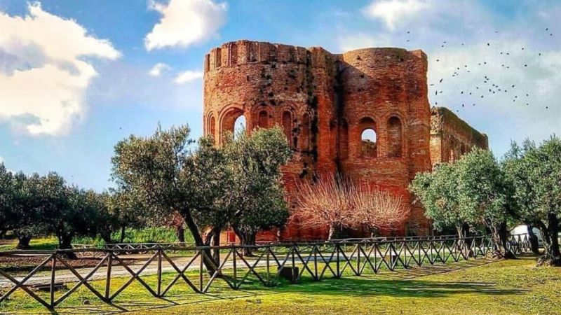 WhatsApp Image 2024 06 15 at 10.12.39 b399f06f - Giornate Europee dell’Archeologia: due eventi al Parco Scolacium - 1 Giornate Europee dell’Archeologia: due eventi al Parco Scolacium
