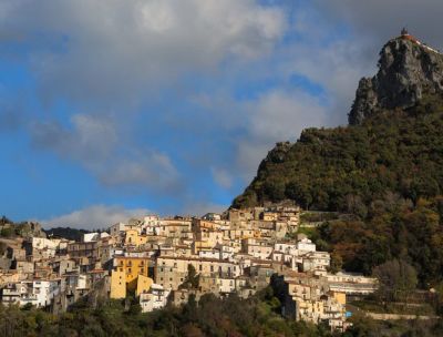 La favola di Buonvicino e del Santo di pace