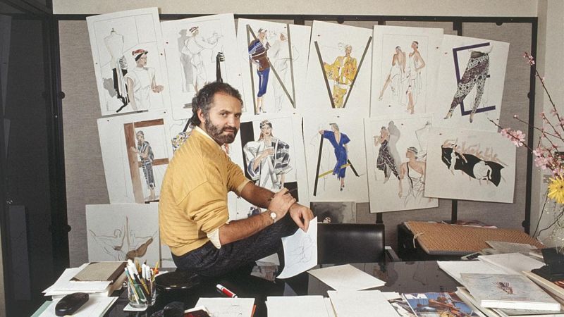 versace b47f6049 - Quell'imperatore dei sogni: il Gianni Versace di Mimmo Calopresti in anteprima al Torino Film Festival - 1 Quell’imperatore dei sogni: il Gianni Versace di Mimmo Calopresti in anteprima al Torino Film Festival